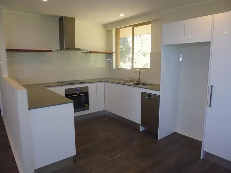 Third view of Homely unit listing, 4/18 Hillview Crescent, Newcastle NSW 2300