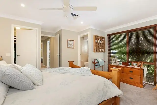 Fifth view of Homely house listing, 17 April Crt, Bolwarra Heights NSW 2320