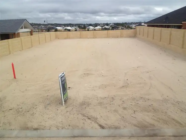 54 Flagstaff Crest, Secret Harbour WA 6173