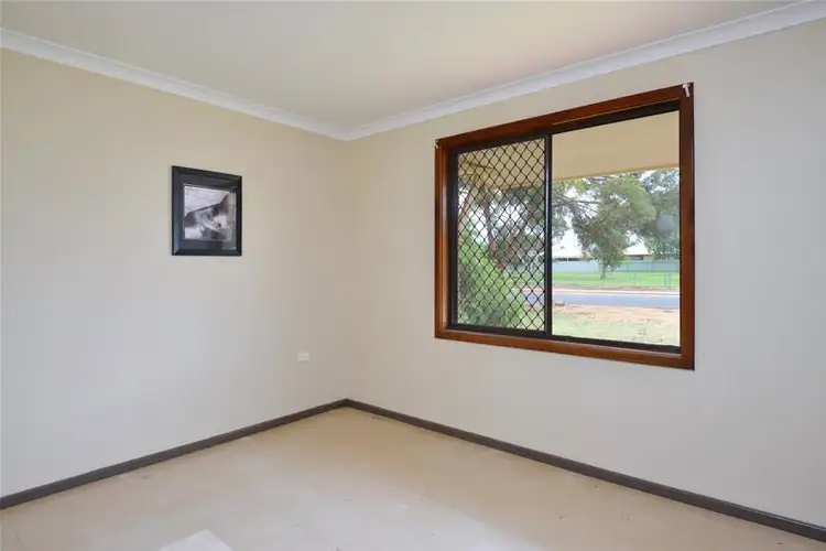 Sixth view of Homely house listing, 5 Pearce Way, Boulder WA 6432