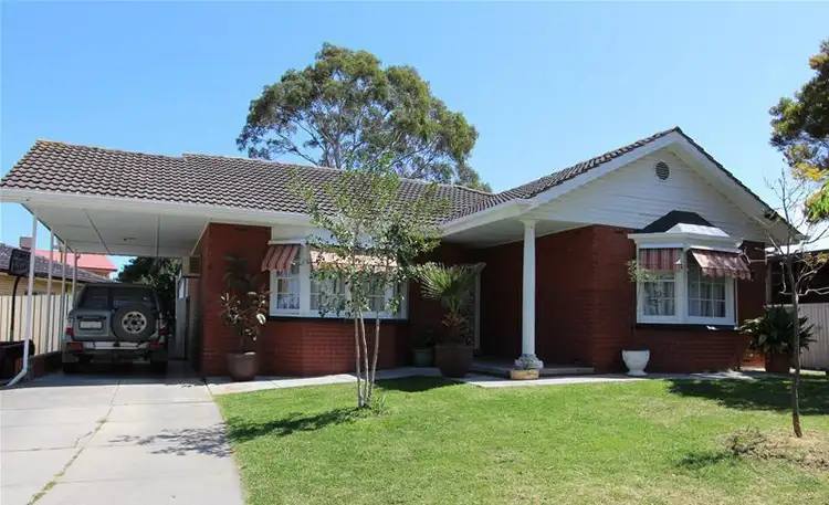 8 Canberra Crescent, Valley View SA 5093