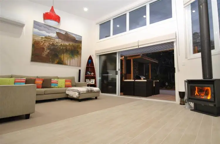 35 Caffery Circuit, Callala Beach NSW 2540