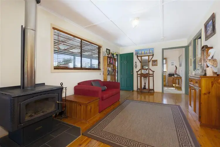 Third view of Homely house listing, 3 Ingestre Avenue, Shoalhaven Heads NSW 2535