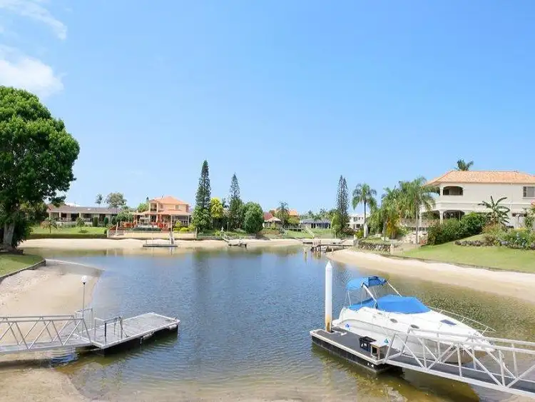 27 Panitz Street, Sorrento QLD 4217