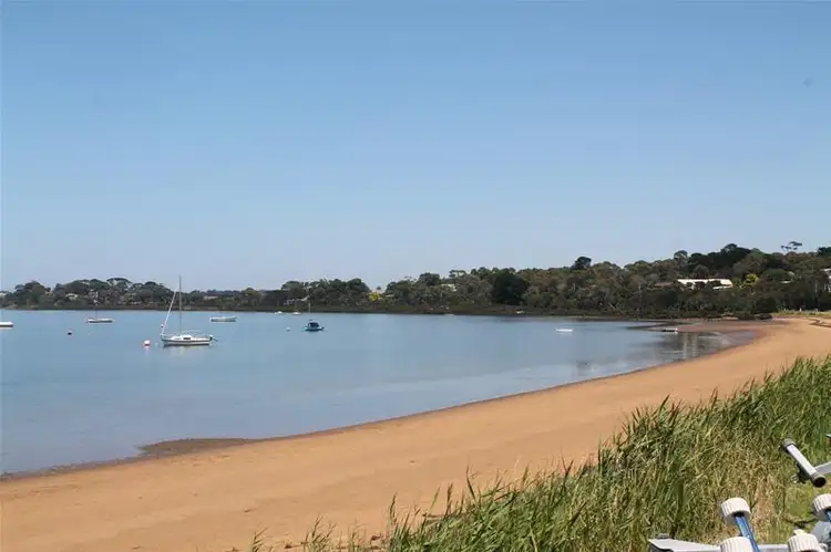 20 Beach Road, Rhyll VIC 3923