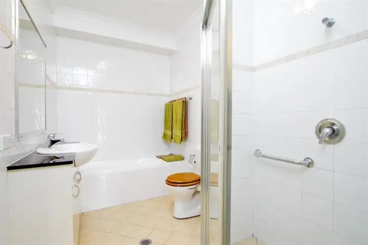 Fourth view of Homely apartment listing, 15/4A Starkey Street, Forestville NSW 2087