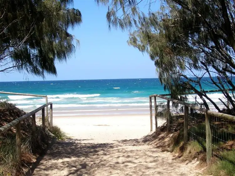 4/2309 Gold Coast Highway, Mermaid Beach QLD 4218