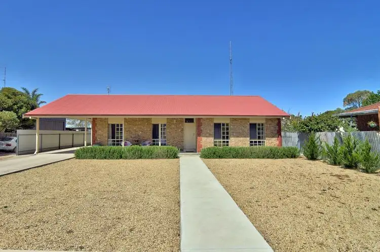 12 Cambridge Street, Moonta Bay SA 5558