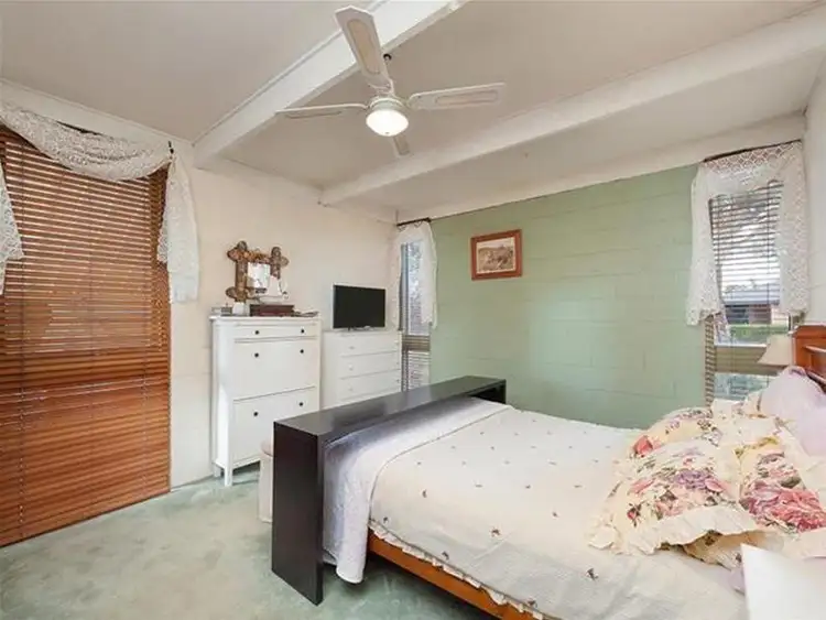 Fifth view of Homely house listing, 16 Wentworth Court, Sunbury VIC 3429