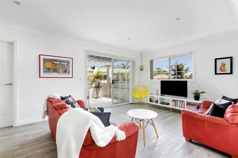 Main view of Homely unit listing, 19/134-138 Ocean Street, Narrabeen NSW 2101