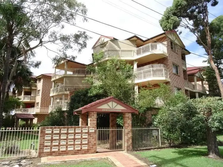 6/181 Sandal Crescent, Carramar NSW 2163