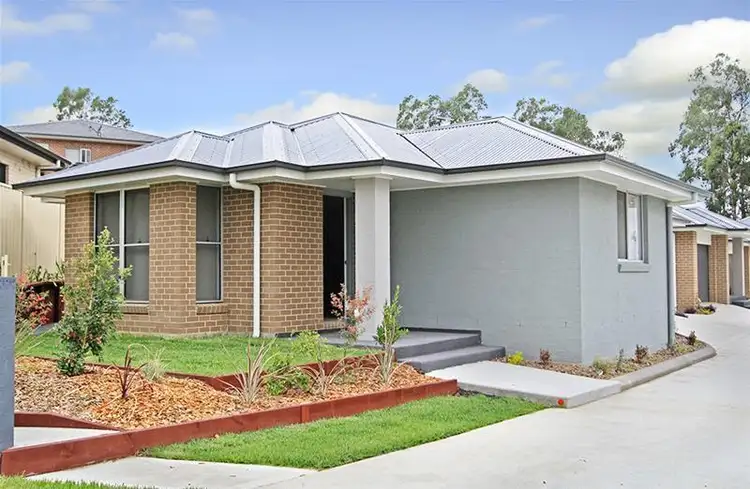 1/61 Clayton Crescent, Rutherford NSW 2320