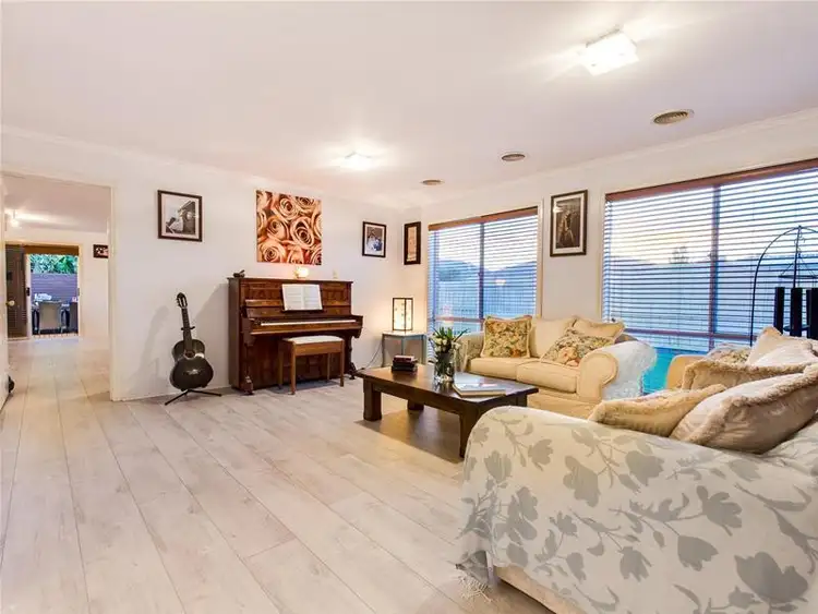 4 Anchorage Street, Point Cook VIC 3030