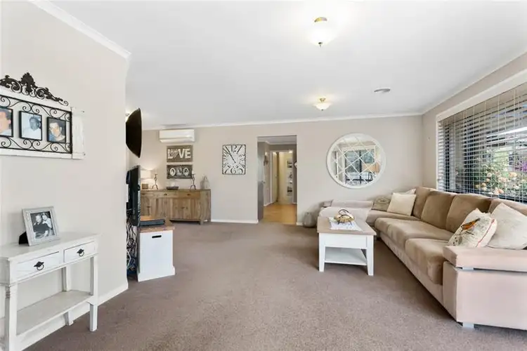 Fourth view of Homely house listing, 1 Petalnina Close, Somerville VIC 3912