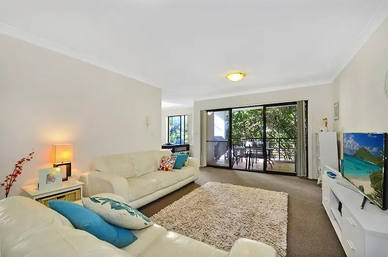 Main view of Homely apartment listing, 10/52-58 Howard Avenue, Dee Why NSW 2099