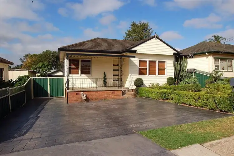 132 Reilly Street, Lurnea NSW 2170