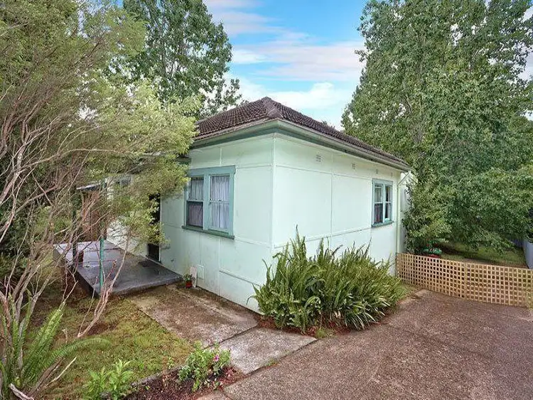 38 Eaton Avenue, Normanhurst NSW 2076