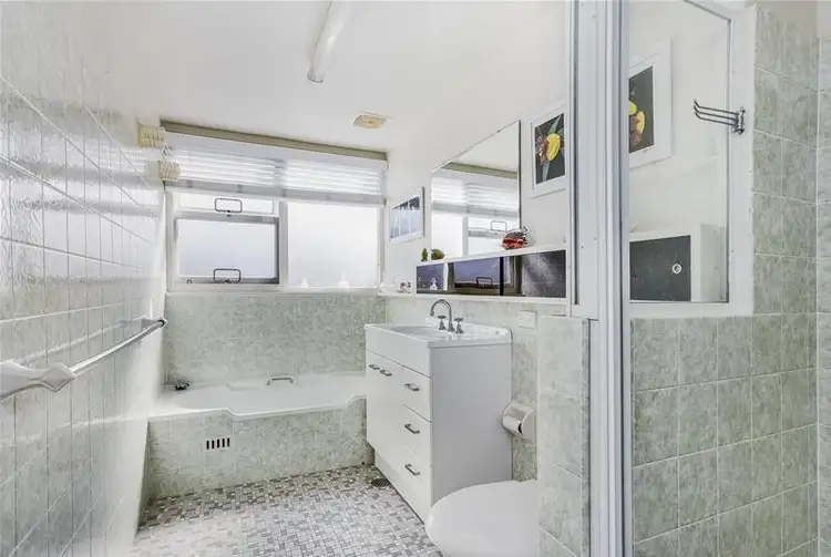 Fifth view of Homely unit listing, 1/77 Howard Avenue, Dee Why NSW 2099