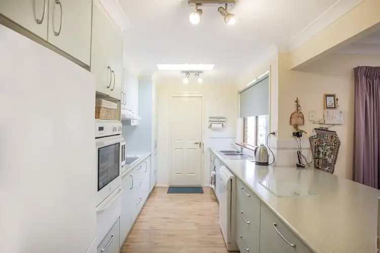 Fifth view of Homely house listing, 2 Oxley Place, Sunshine Bay NSW 2536