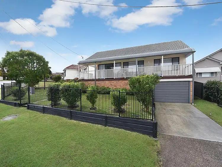 17 Prospect Road, Garden Suburb NSW 2289