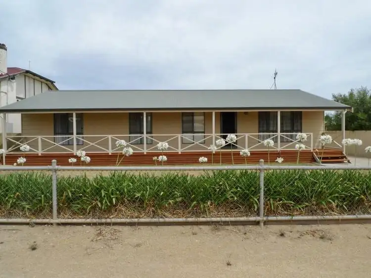 32 Lawhill Street, Port Victoria SA 5573