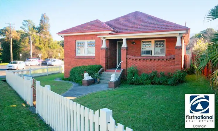 24 Princes Highway, Unanderra NSW 2526