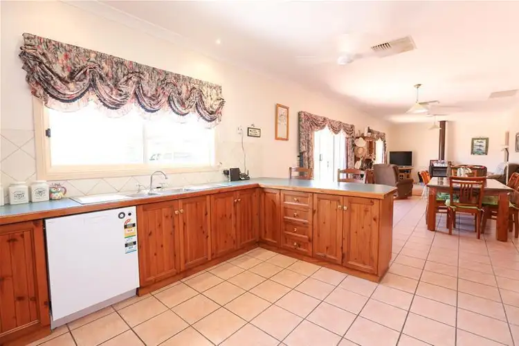 Fourth view of Homely house listing, 5 Heritage Court, Irymple VIC 3498