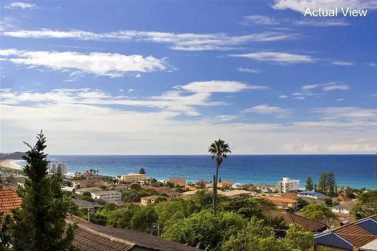 2/8 Park Street, Collaroy NSW 2097