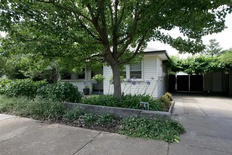 31 Heydon Avenue, Turvey Park NSW 2650