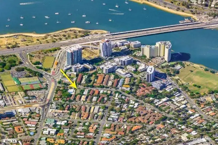 10/66-68 Bauer Street, Southport QLD 4215