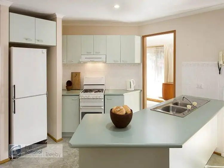 Fifth view of Homely house listing, 10 Perry Close, Croydon South VIC 3136