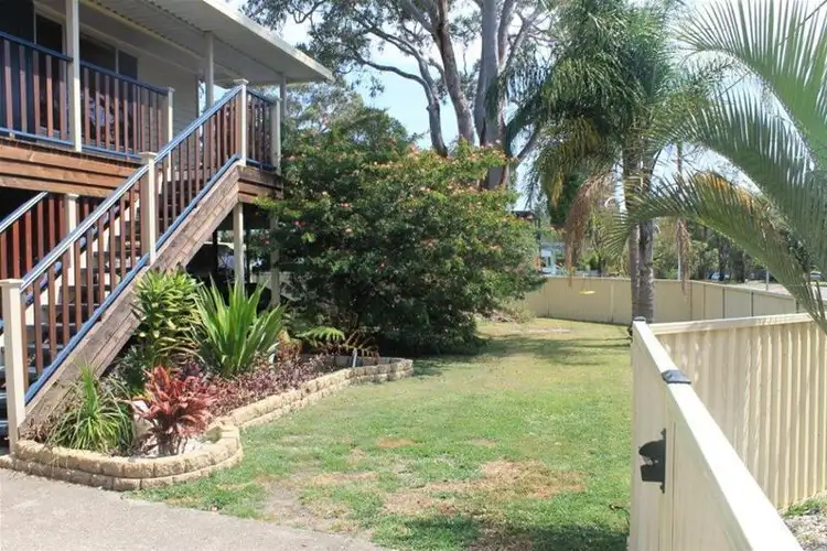 2 Yeramba Road, Summerland Point NSW 2259