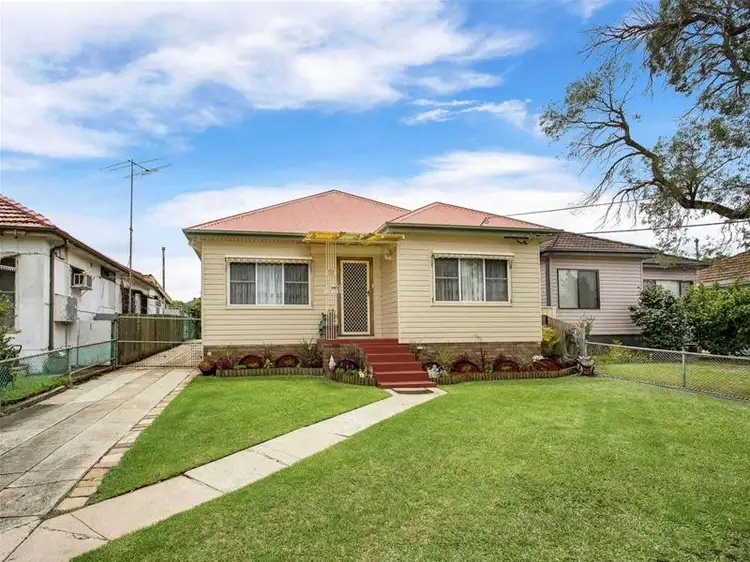 30 Yanderra Street, Condell Park NSW 2200