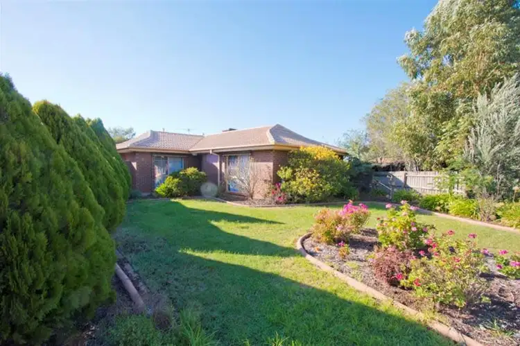 10 Mircella Place, Melton West VIC 3337