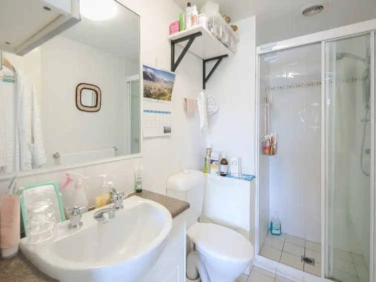 Fifth view of Homely unit listing, 10/52 Queen Street, Southport QLD 4215