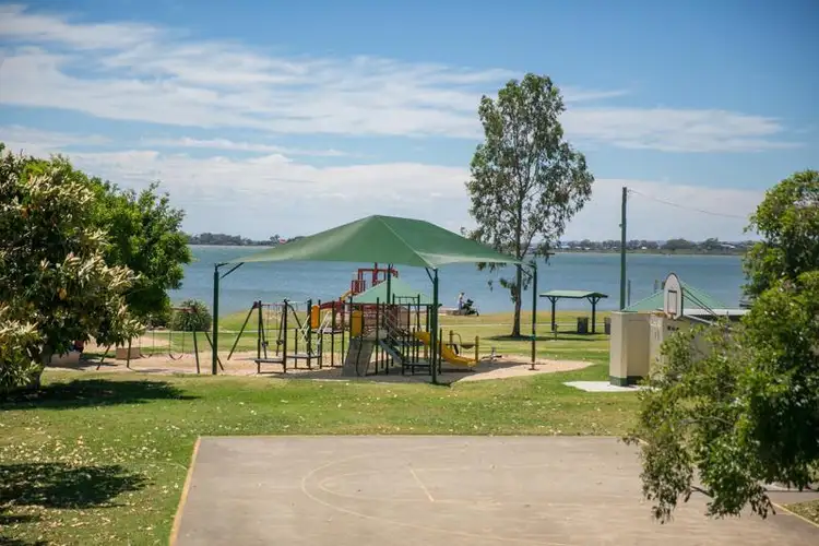 Seventh view of Homely house listing, 258 Queens Esplanade, Thorneside QLD 4158