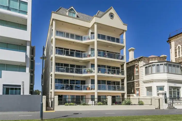 4/5 South Esplanade, Glenelg SA 5045