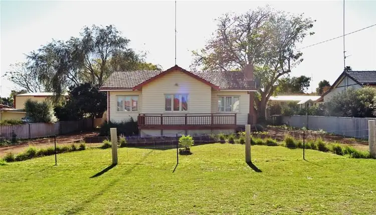 26 Fitzpatrick Street, Waroona WA 6215