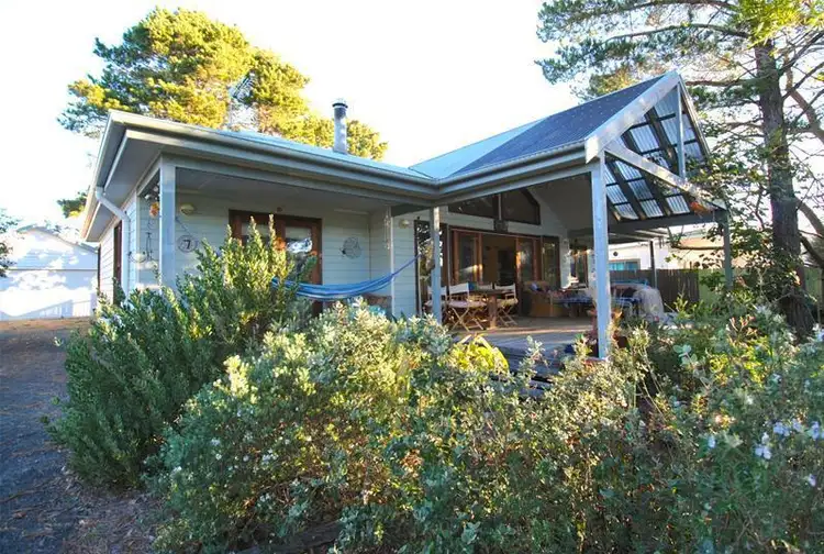 7 Roskell Road, Callala Beach NSW 2540