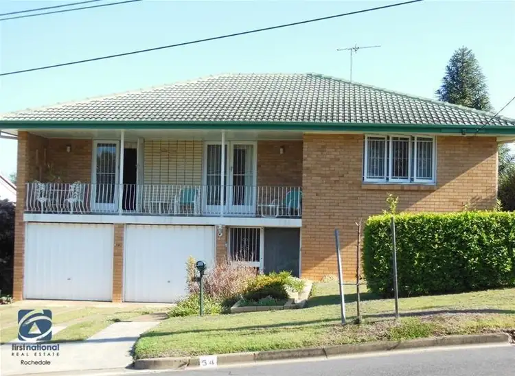 54 Dirkala Street, Mansfield QLD 4122