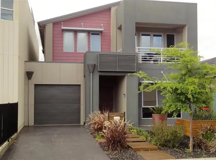 35 MacMillan Avenue, Mawson Lakes SA 5095