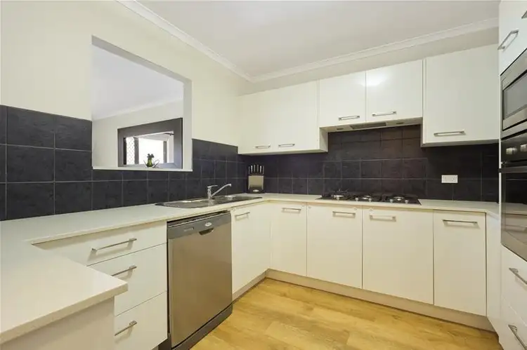 Third view of Homely unit listing, 4/84-88 Pacific Parade, Dee Why NSW 2099