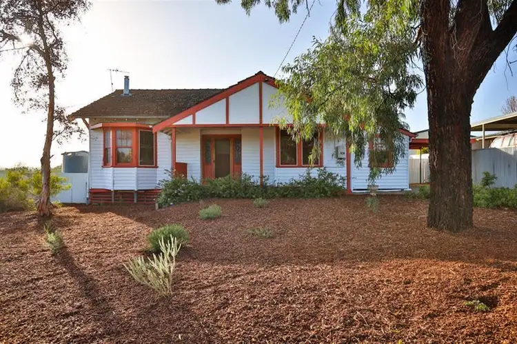 54 Main  Avenue, Merbein VIC 3505