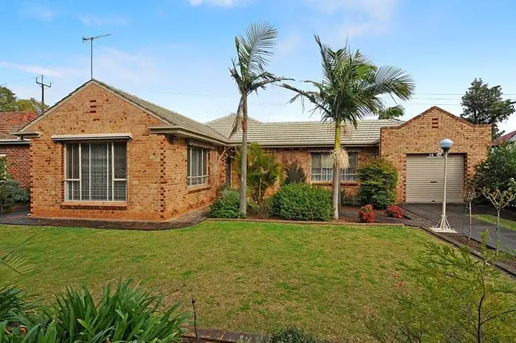 14 Winnall Street, Clapham SA 5062