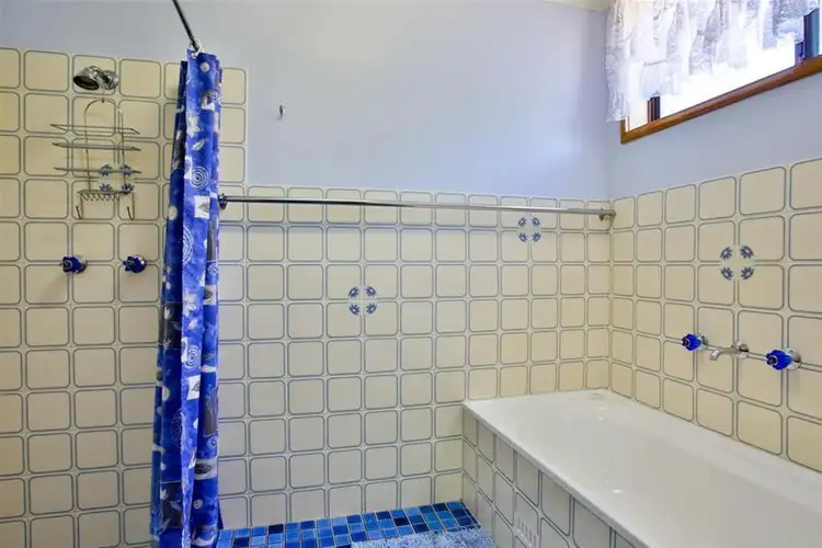 Seventh view of Homely house listing, 6 Lotus  Avenue, Kalkite NSW 2627