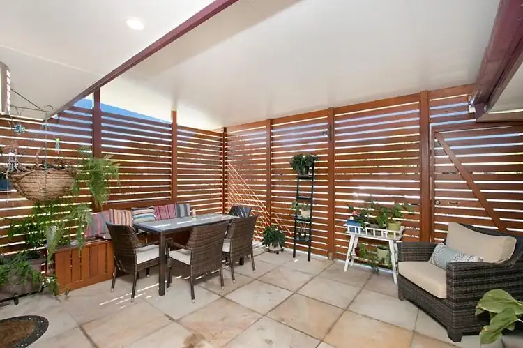 Second view of Homely house listing, 3 Kalmia Court, Elanora QLD 4221