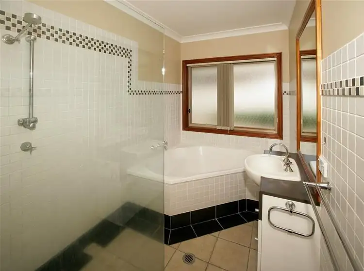 Third view of Homely house listing, 70 Yentoo Drive, Wagga Wagga NSW 2650