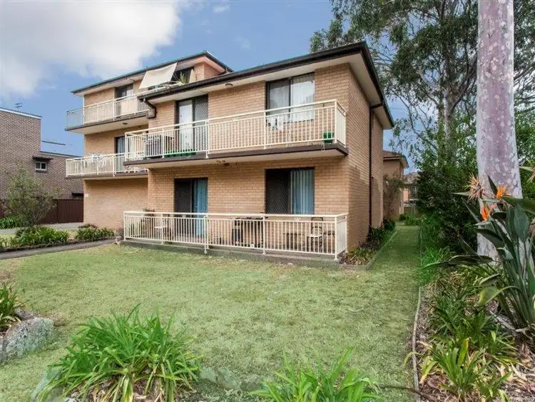 1/8 Railway Steet, Werrington NSW 2747