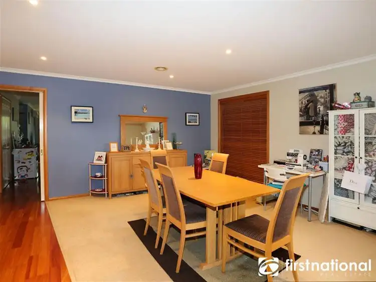Fifth view of Homely house listing, 7 Samuel Close, Berwick VIC 3806