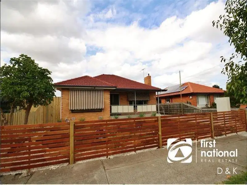 Main view of Homely unit listing, 1/50 Leonard Avenue, St Albans VIC 3021